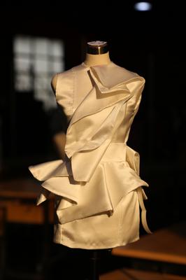 程麗琴老師榮獲首屆中國服裝立體裁剪創(chuàng)意設計大賽金獎